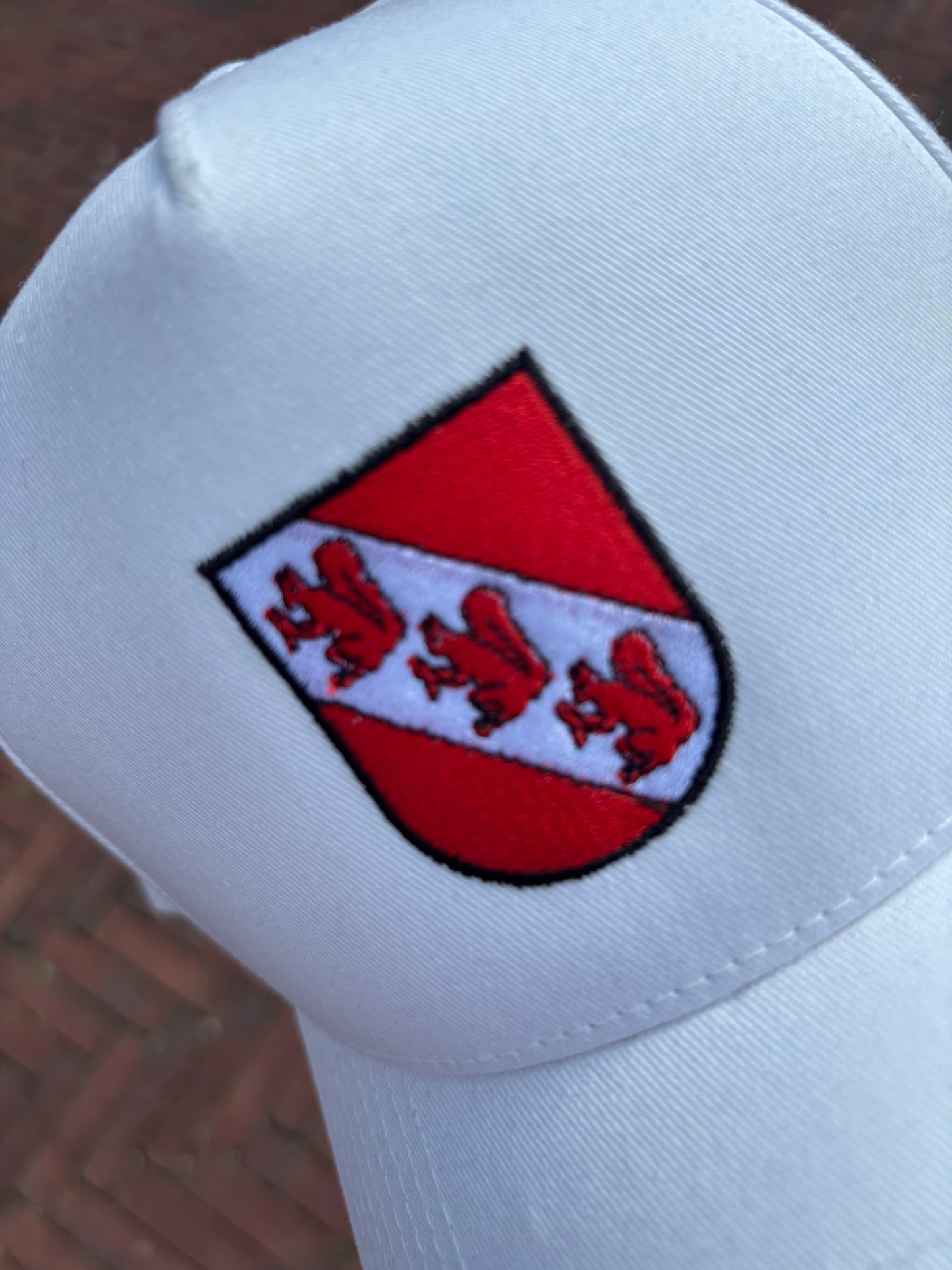 Erler Cap mit Wappen