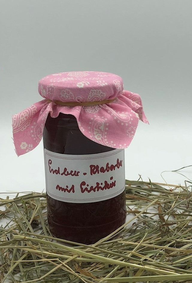 Erdbeer-Rhabarber-Eierlikör-Konfitüre 250 g von Hof Stegerhoff