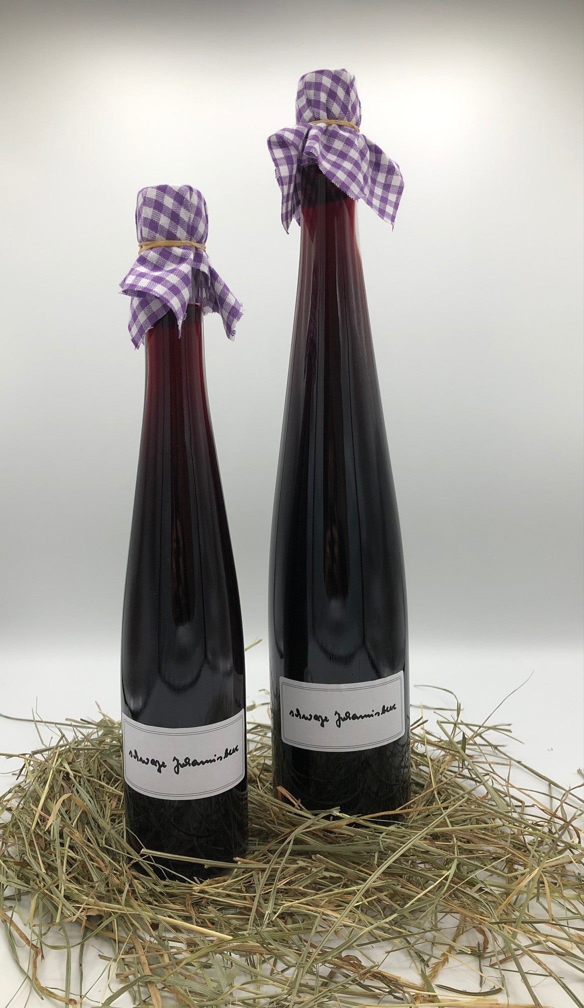 Schwarze Johannisbeer-Likör von Hof Stegerhoff